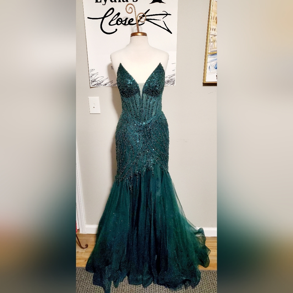 Emerald Green Strapless Sequin Mermaid Gown